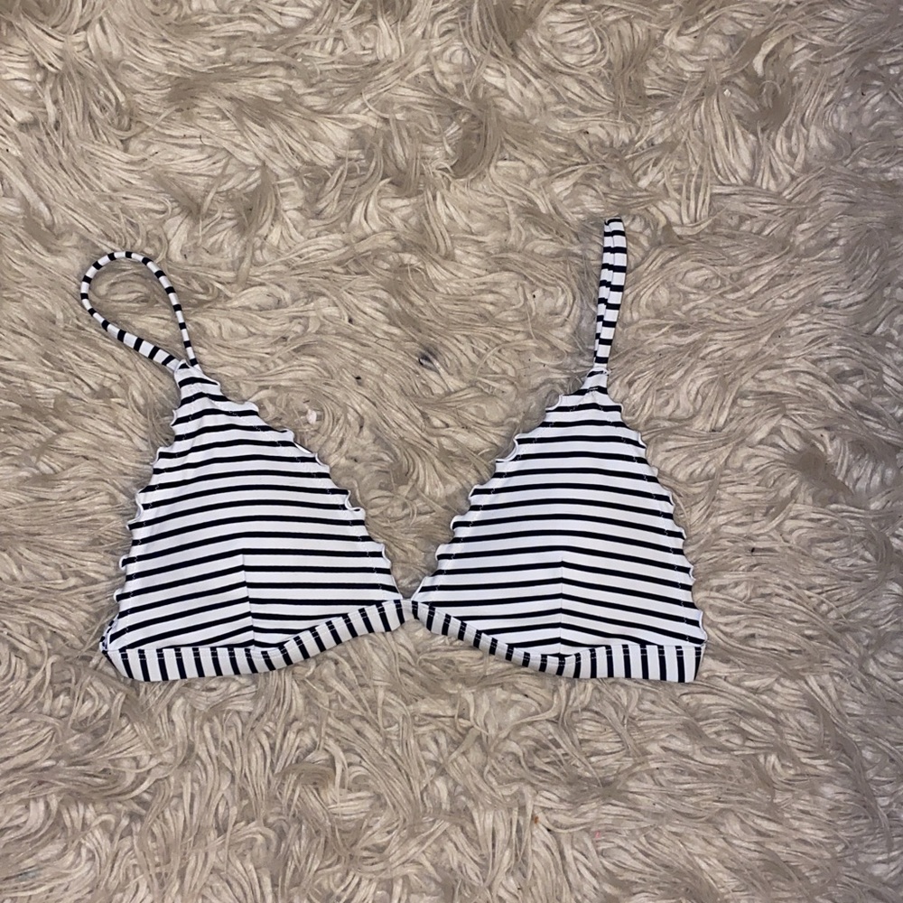Hollister bikini top